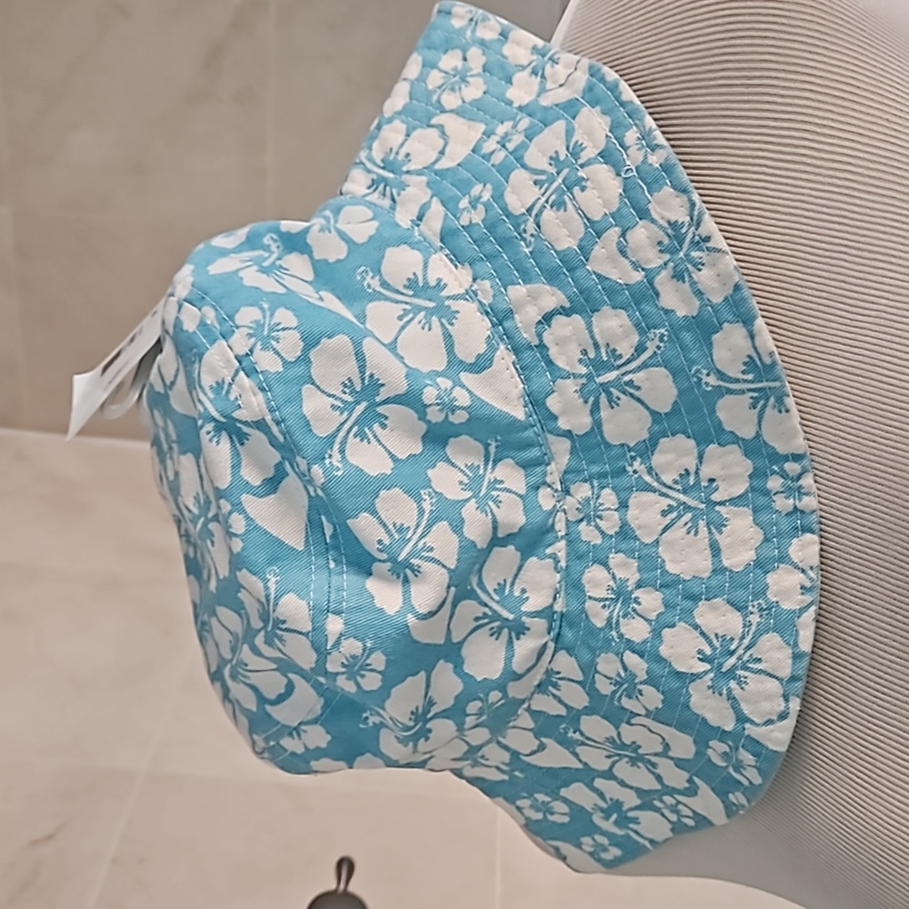 Hibiscus Floral Print Bucket Hat Blue.